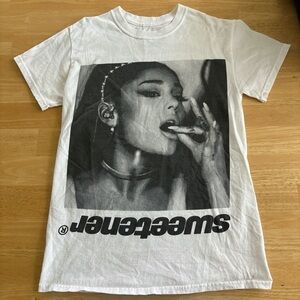 Ariana Grande tee